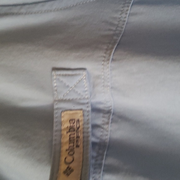 Columbia Omni Shape boys Fishers Button down Shirt Size Large Lt Blue - Picture 2 of 5